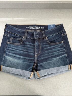 American Eagle Outfitters Dark Blue Denim Roll-Cuff Women's Shorts size 4